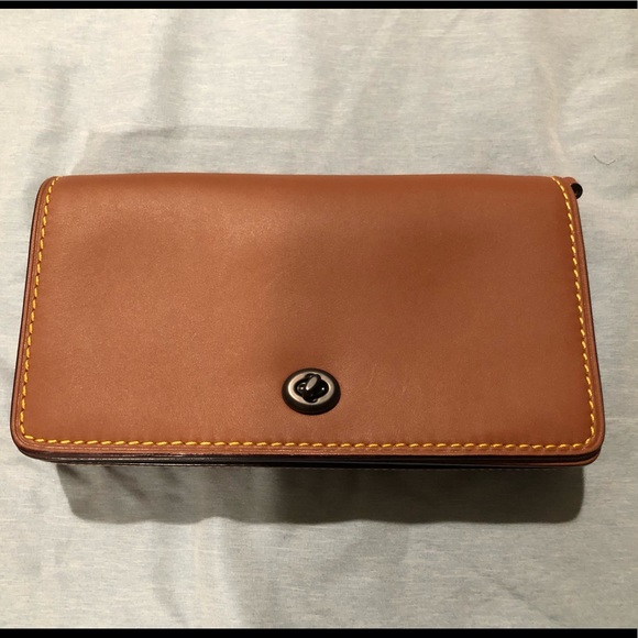 Coach dinky crossbody bag - Picture 1 of 5